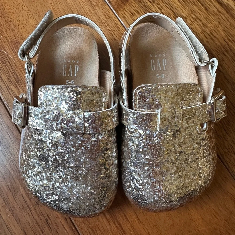 Baby GAP Glittery Gold Toddler Clogs